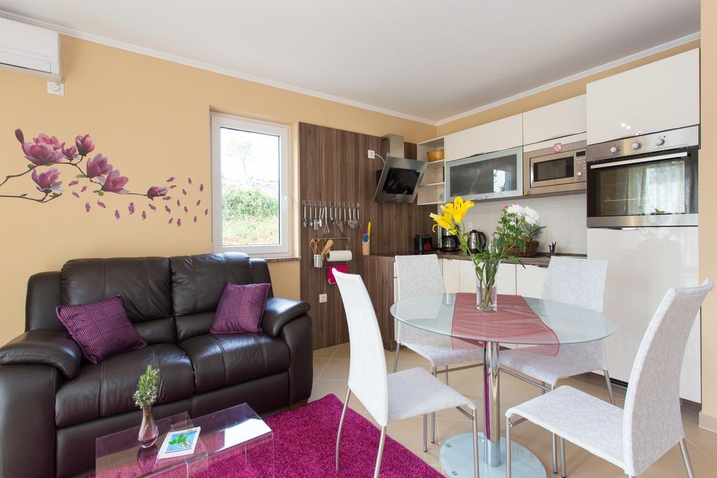 Apartment Soni A4 Veglia Exterior foto